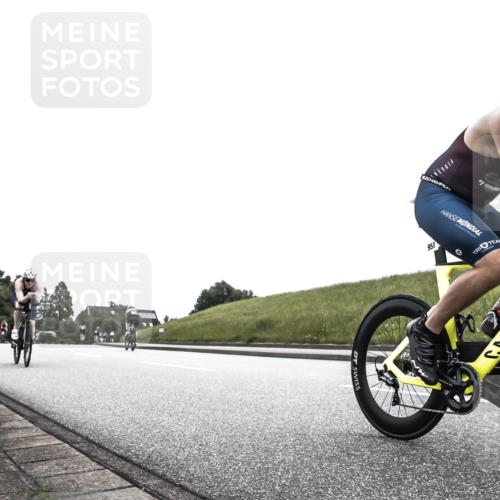 21.06.2026 - 29. Vierlanden-Triathlon H.Heesch http://msf.ph/oto/9854877 21.06.2026 12:07:01 Radfahren 638, 768, 769, 910, 946, 952, 953 meine-sportfotos.de