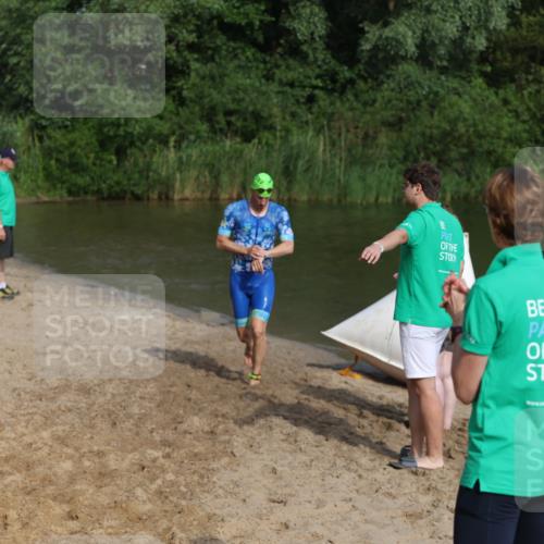 21.06.2026 - 29. Vierlanden-Triathlon Andreas Tolksdorf http://msf.ph/oto/9854881 21.06.2026 08:50:11 Schwimmen 52, 115, 139 meine-sportfotos.de