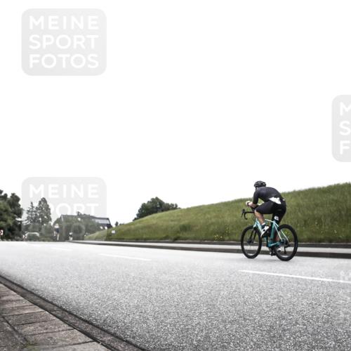 21.06.2026 - 29. Vierlanden-Triathlon H.Heesch http://msf.ph/oto/9854883 21.06.2026 12:07:03 Radfahren 768, 952, 953 meine-sportfotos.de