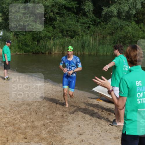 21.06.2026 - 29. Vierlanden-Triathlon Andreas Tolksdorf http://msf.ph/oto/9854889 21.06.2026 08:50:11 Schwimmen 52, 115, 139 meine-sportfotos.de
