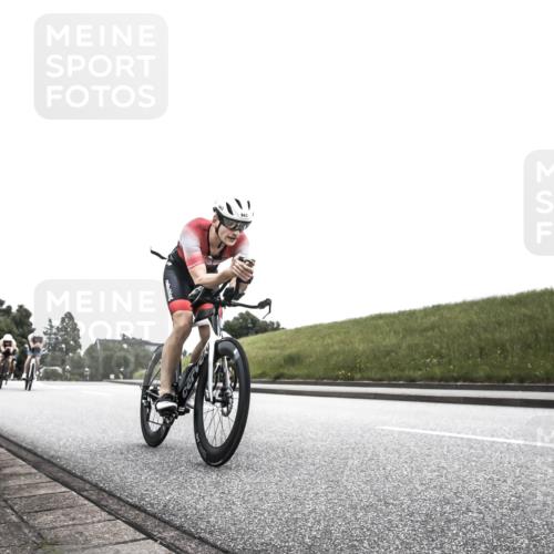 21.06.2026 - 29. Vierlanden-Triathlon H.Heesch http://msf.ph/oto/9854893 21.06.2026 12:07:24 Radfahren 790, 912, 926, 934, 935, 943, 962, 967 meine-sportfotos.de