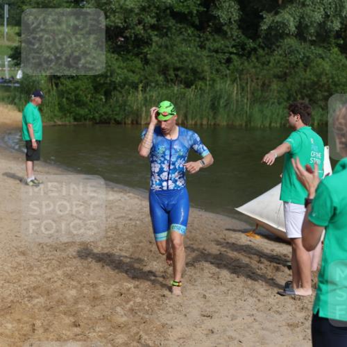 21.06.2026 - 29. Vierlanden-Triathlon Andreas Tolksdorf http://msf.ph/oto/9854898 21.06.2026 08:50:12 Schwimmen 115, 139 meine-sportfotos.de