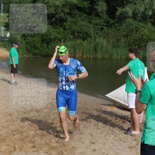 21.06.2026 - 29. Vierlanden-Triathlon Andreas Tolksdorf http://msf.ph/oto/9854905 21.06.2026 08:50:12 Schwimmen 115, 139 meine-sportfotos.de
