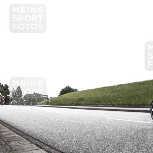 21.06.2026 - 29. Vierlanden-Triathlon H.Heesch http://msf.ph/oto/9854913 21.06.2026 12:07:27 Radfahren 790, 912, 926, 933, 934, 935, 962, 967 meine-sportfotos.de