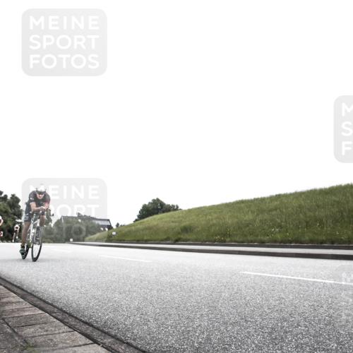 21.06.2026 - 29. Vierlanden-Triathlon H.Heesch http://msf.ph/oto/9854926 21.06.2026 12:07:33 Radfahren 670, 757, 908, 921, 924, 925, 938, 969 meine-sportfotos.de