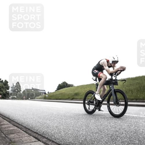 21.06.2026 - 29. Vierlanden-Triathlon H.Heesch http://msf.ph/oto/9854934 21.06.2026 12:07:36 Radfahren 670, 757, 822, 921, 925, 928, 938, 969 meine-sportfotos.de