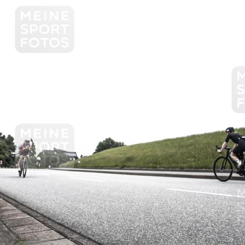 21.06.2026 - 29. Vierlanden-Triathlon H.Heesch http://msf.ph/oto/9854946 21.06.2026 12:07:47 Radfahren 748, 816, 871, 977 meine-sportfotos.de