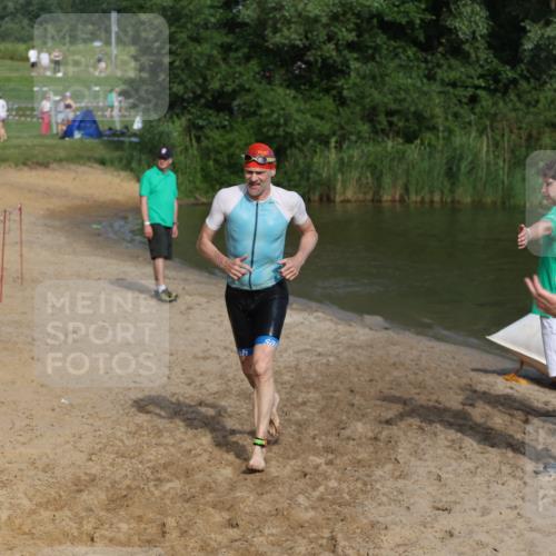 21.06.2026 - 29. Vierlanden-Triathlon Andreas Tolksdorf http://msf.ph/oto/9854958 21.06.2026 08:50:18 Schwimmen 25, 115, 156 meine-sportfotos.de