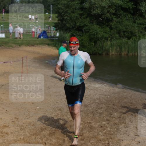 21.06.2026 - 29. Vierlanden-Triathlon Andreas Tolksdorf http://msf.ph/oto/9854963 21.06.2026 08:50:19 Schwimmen 25, 115, 156 meine-sportfotos.de
