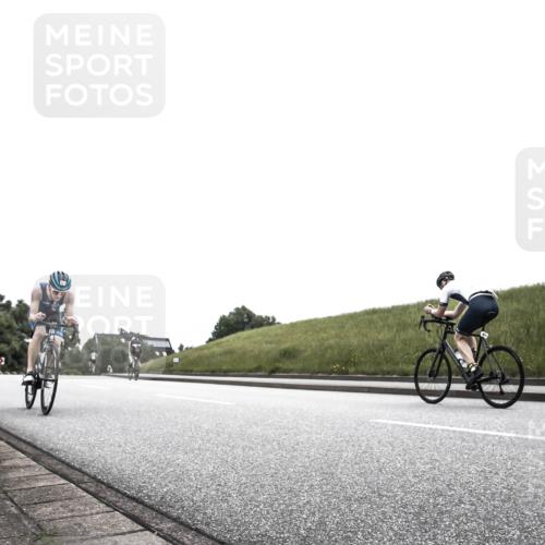 21.06.2026 - 29. Vierlanden-Triathlon H.Heesch http://msf.ph/oto/9854973 21.06.2026 12:08:07 Radfahren 884, 907, 981 meine-sportfotos.de