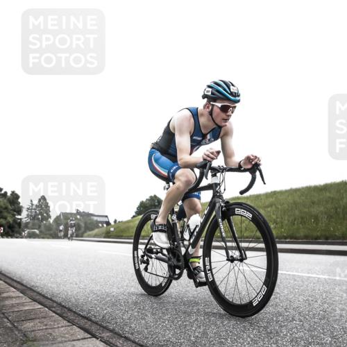 21.06.2026 - 29. Vierlanden-Triathlon H.Heesch http://msf.ph/oto/9854976 21.06.2026 12:08:08 Radfahren 884, 907, 981 meine-sportfotos.de