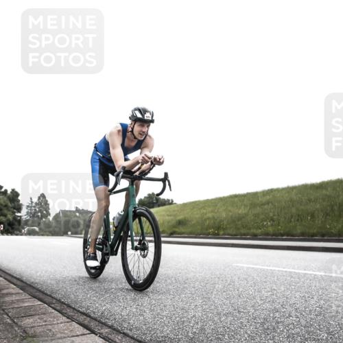 21.06.2026 - 29. Vierlanden-Triathlon H.Heesch http://msf.ph/oto/9854988 21.06.2026 12:08:22 Radfahren 793, 854, 865, 916, 948, 949 meine-sportfotos.de