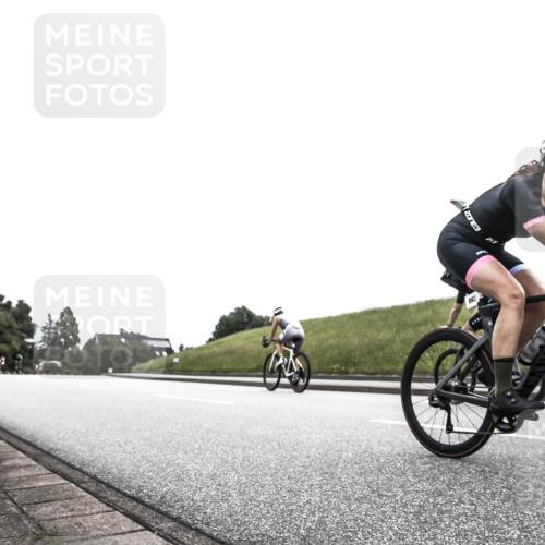 21.06.2026 - 29. Vierlanden-Triathlon H.Heesch http://msf.ph/oto/9854997 21.06.2026 12:09:14 Radfahren 883 meine-sportfotos.de