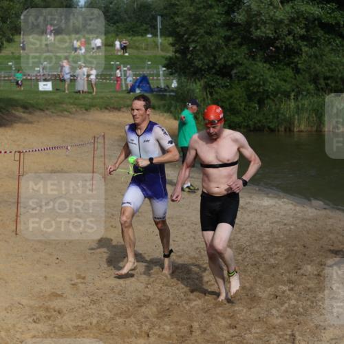 21.06.2026 - 29. Vierlanden-Triathlon Andreas Tolksdorf http://msf.ph/oto/9855001 21.06.2026 08:50:26 Schwimmen 25, 101, 156 meine-sportfotos.de