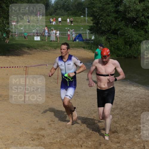 21.06.2026 - 29. Vierlanden-Triathlon Andreas Tolksdorf http://msf.ph/oto/9855013 21.06.2026 08:50:26 Schwimmen 25, 101, 156 meine-sportfotos.de