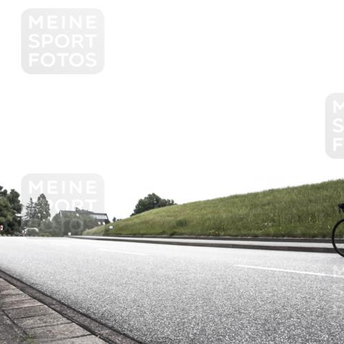 21.06.2026 - 29. Vierlanden-Triathlon H.Heesch http://msf.ph/oto/9855021 21.06.2026 12:11:04 Radfahren  meine-sportfotos.de