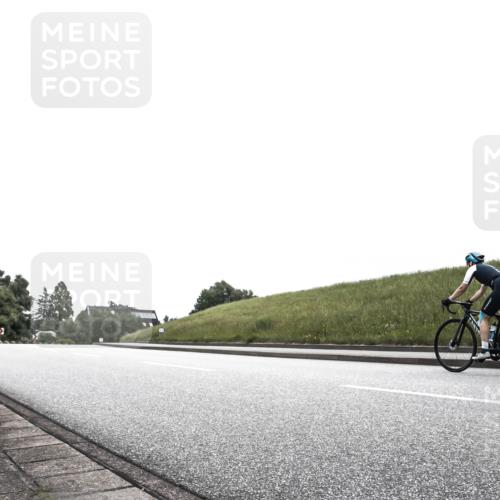 21.06.2026 - 29. Vierlanden-Triathlon H.Heesch http://msf.ph/oto/9855022 21.06.2026 12:11:04 Radfahren  meine-sportfotos.de