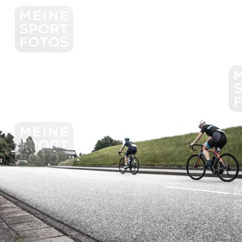 21.06.2026 - 29. Vierlanden-Triathlon H.Heesch http://msf.ph/oto/9855027 21.06.2026 12:11:05 Radfahren 740 meine-sportfotos.de
