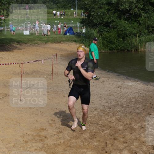 21.06.2026 - 29. Vierlanden-Triathlon Andreas Tolksdorf http://msf.ph/oto/9855036 21.06.2026 08:50:38 Schwimmen 101, 163 meine-sportfotos.de