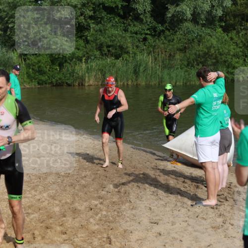 21.06.2026 - 29. Vierlanden-Triathlon Andreas Tolksdorf http://msf.ph/oto/9855097 21.06.2026 08:50:46 Schwimmen 100, 163, 179, 1353 meine-sportfotos.de