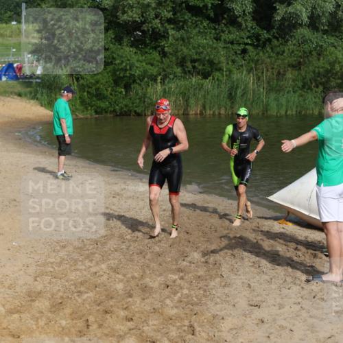 21.06.2026 - 29. Vierlanden-Triathlon Andreas Tolksdorf http://msf.ph/oto/9855116 21.06.2026 08:50:47 Schwimmen 100, 163, 179, 1353 meine-sportfotos.de