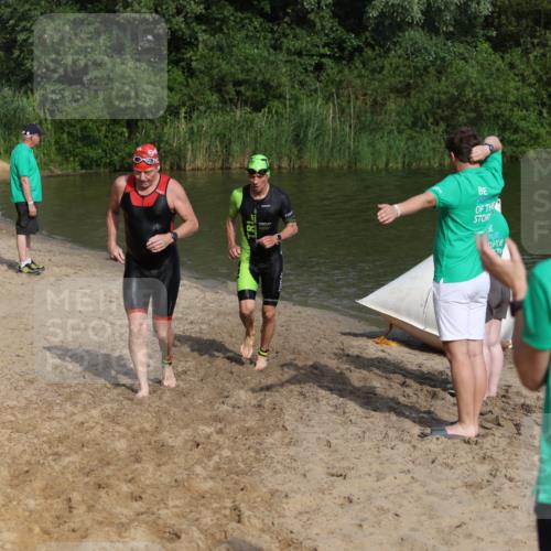 21.06.2026 - 29. Vierlanden-Triathlon Andreas Tolksdorf http://msf.ph/oto/9855118 21.06.2026 08:50:48 Schwimmen 100, 163, 179, 1353 meine-sportfotos.de