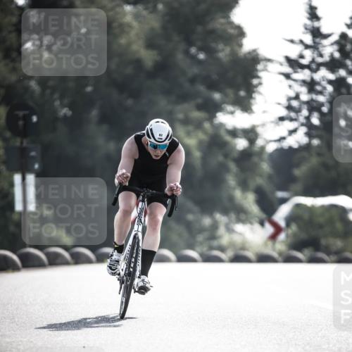 21.06.2026 - 29. Vierlanden-Triathlon H.Heesch http://msf.ph/oto/9855119 21.06.2026 08:50:55 Radfahren 14, 78, 82 meine-sportfotos.de