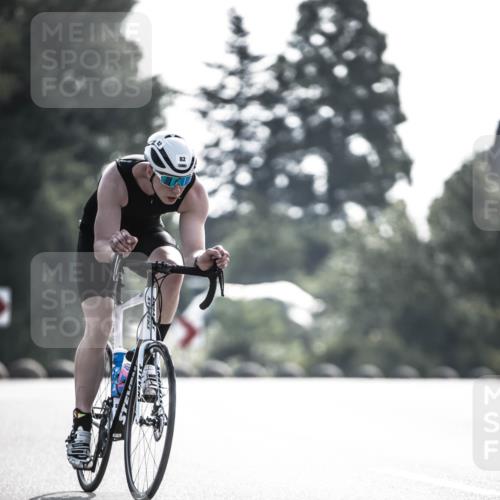 21.06.2026 - 29. Vierlanden-Triathlon H.Heesch http://msf.ph/oto/9855134 21.06.2026 08:50:55 Radfahren 14, 78, 82 meine-sportfotos.de