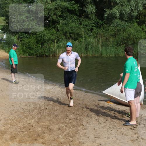 21.06.2026 - 29. Vierlanden-Triathlon Andreas Tolksdorf http://msf.ph/oto/9855228 21.06.2026 08:51:10 Schwimmen 50, 68 meine-sportfotos.de
