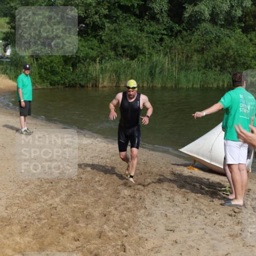 21.06.2026 - 29. Vierlanden-Triathlon Andreas Tolksdorf http://msf.ph/oto/9855301 21.06.2026 08:51:32 Schwimmen 81, 157, 161, 204 meine-sportfotos.de