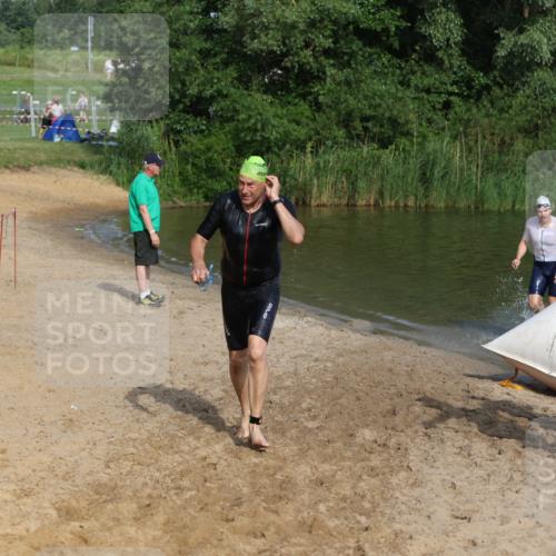 21.06.2026 - 29. Vierlanden-Triathlon Andreas Tolksdorf http://msf.ph/oto/9855376 21.06.2026 08:52:09 Schwimmen 5, 58, 171 meine-sportfotos.de