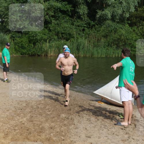 21.06.2026 - 29. Vierlanden-Triathlon Andreas Tolksdorf http://msf.ph/oto/9855397 21.06.2026 08:52:12 Schwimmen 5, 58, 171, 181 meine-sportfotos.de