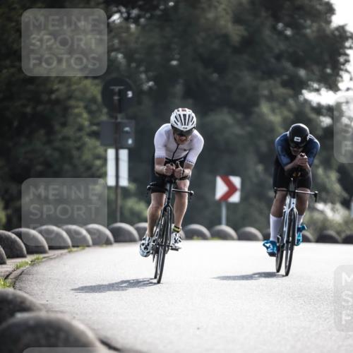 21.06.2026 - 29. Vierlanden-Triathlon H.Heesch http://msf.ph/oto/9855417 21.06.2026 08:52:42 Radfahren 154, 184 meine-sportfotos.de
