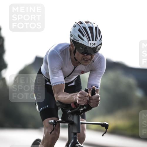 21.06.2026 - 29. Vierlanden-Triathlon H.Heesch http://msf.ph/oto/9855432 21.06.2026 08:52:44 Radfahren 154, 184 meine-sportfotos.de
