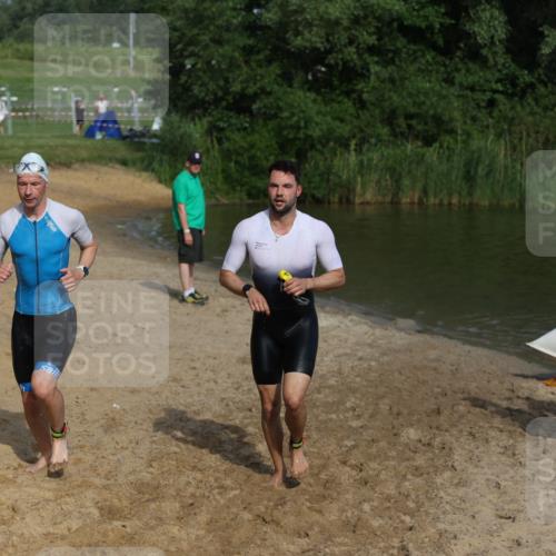 21.06.2026 - 29. Vierlanden-Triathlon Andreas Tolksdorf http://msf.ph/oto/9855476 21.06.2026 08:52:23 Schwimmen 33, 181 meine-sportfotos.de