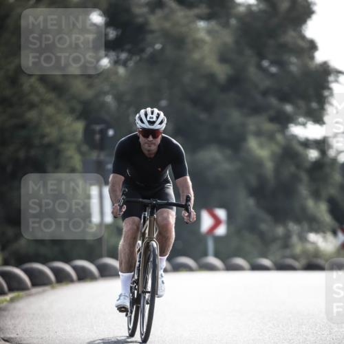 21.06.2026 - 29. Vierlanden-Triathlon H.Heesch http://msf.ph/oto/9855478 21.06.2026 08:53:32 Radfahren 88 meine-sportfotos.de