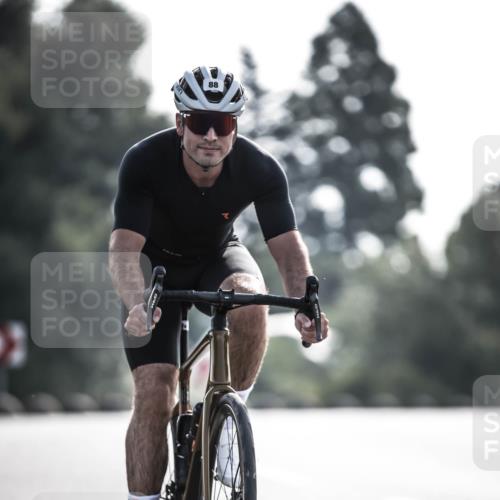 21.06.2026 - 29. Vierlanden-Triathlon H.Heesch http://msf.ph/oto/9855495 21.06.2026 08:53:33 Radfahren 88 meine-sportfotos.de
