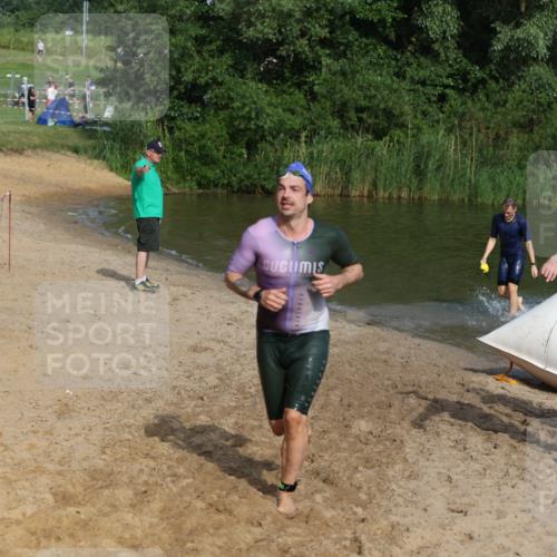 21.06.2026 - 29. Vierlanden-Triathlon Andreas Tolksdorf http://msf.ph/oto/9855499 21.06.2026 08:52:38 Schwimmen 22, 98, 167, 195 meine-sportfotos.de