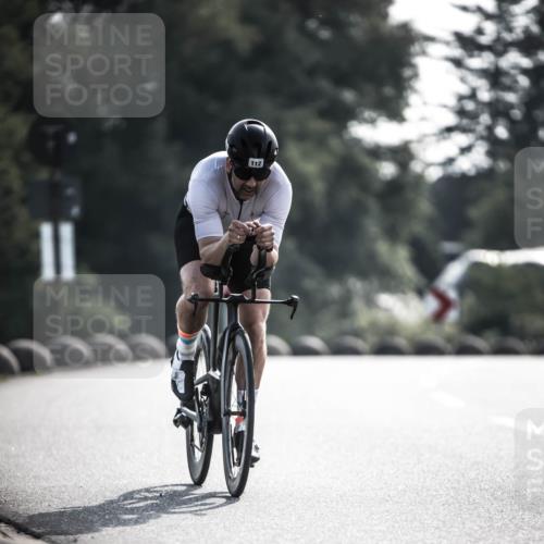 21.06.2026 - 29. Vierlanden-Triathlon H.Heesch http://msf.ph/oto/9855530 21.06.2026 08:53:50 Radfahren 4, 112 meine-sportfotos.de