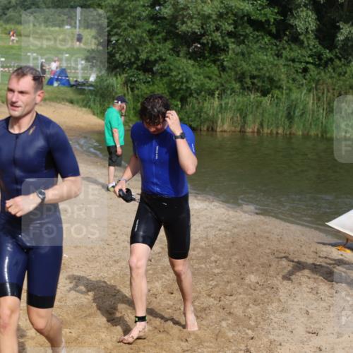 21.06.2026 - 29. Vierlanden-Triathlon Andreas Tolksdorf http://msf.ph/oto/9855543 21.06.2026 08:52:46 Schwimmen 22, 98, 195 meine-sportfotos.de