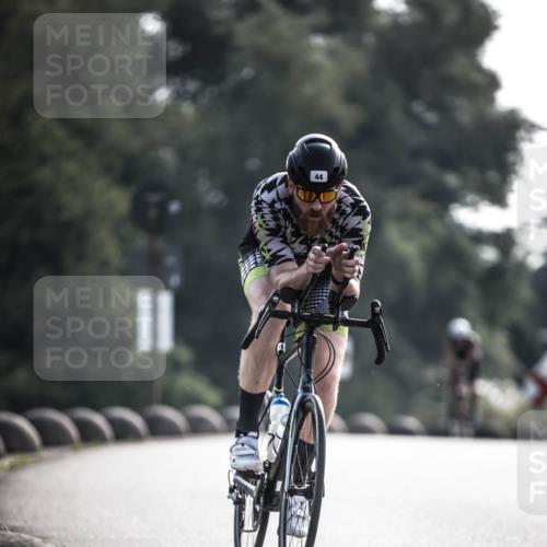 21.06.2026 - 29. Vierlanden-Triathlon H.Heesch http://msf.ph/oto/9855554 21.06.2026 08:54:12 Radfahren 44, 169 meine-sportfotos.de