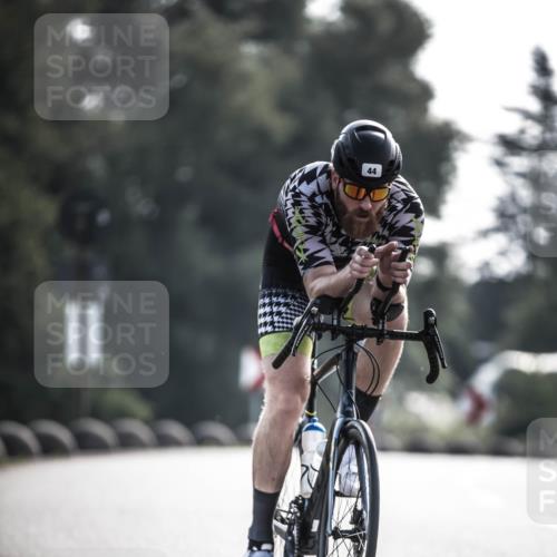 21.06.2026 - 29. Vierlanden-Triathlon H.Heesch http://msf.ph/oto/9855558 21.06.2026 08:54:13 Radfahren 44, 169 meine-sportfotos.de