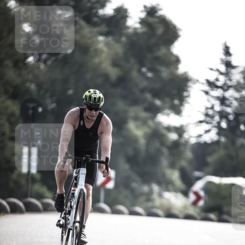 21.06.2026 - 29. Vierlanden-Triathlon H.Heesch http://msf.ph/oto/9855616 21.06.2026 08:54:32 Radfahren 18, 173 meine-sportfotos.de