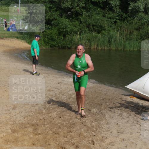 21.06.2026 - 29. Vierlanden-Triathlon Andreas Tolksdorf http://msf.ph/oto/9855624 21.06.2026 08:53:13 Schwimmen 200, 205 meine-sportfotos.de