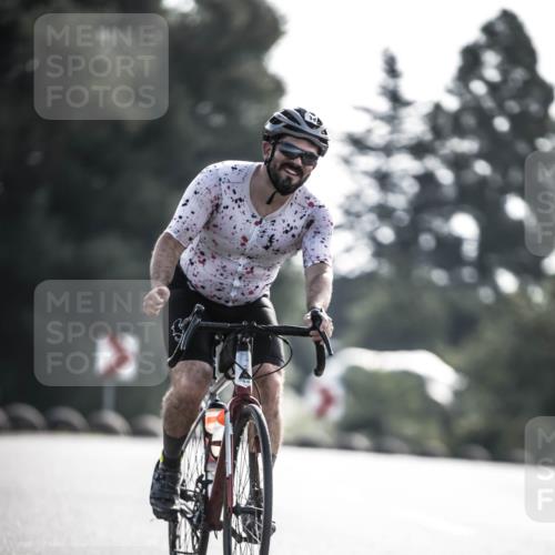 21.06.2026 - 29. Vierlanden-Triathlon H.Heesch http://msf.ph/oto/9855638 21.06.2026 08:54:36 Radfahren 18, 147, 173 meine-sportfotos.de