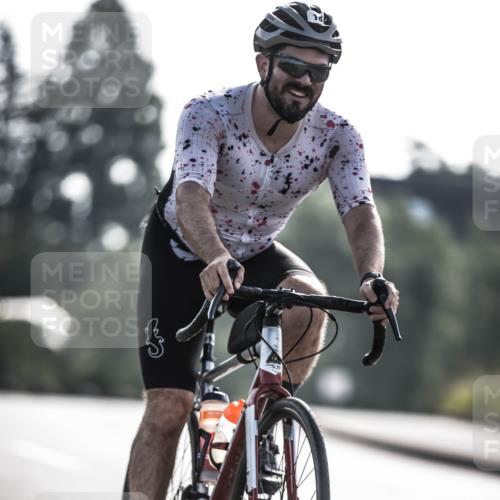 21.06.2026 - 29. Vierlanden-Triathlon H.Heesch http://msf.ph/oto/9855649 21.06.2026 08:54:37 Radfahren 18, 147 meine-sportfotos.de