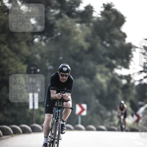 21.06.2026 - 29. Vierlanden-Triathlon H.Heesch http://msf.ph/oto/9855668 21.06.2026 08:54:55 Radfahren 34, 39, 84, 104 meine-sportfotos.de