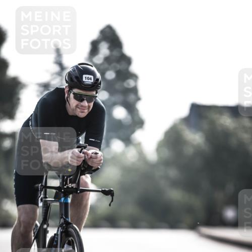 21.06.2026 - 29. Vierlanden-Triathlon H.Heesch http://msf.ph/oto/9855683 21.06.2026 08:54:56 Radfahren 34, 39, 84, 104 meine-sportfotos.de