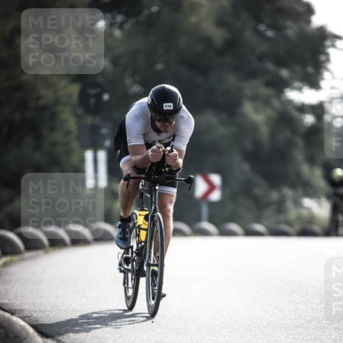 21.06.2026 - 29. Vierlanden-Triathlon H.Heesch http://msf.ph/oto/9855731 21.06.2026 08:55:37 Radfahren 165, 174 meine-sportfotos.de