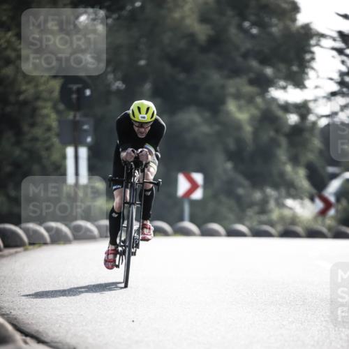 21.06.2026 - 29. Vierlanden-Triathlon H.Heesch http://msf.ph/oto/9855752 21.06.2026 08:55:42 Radfahren 159, 165 meine-sportfotos.de